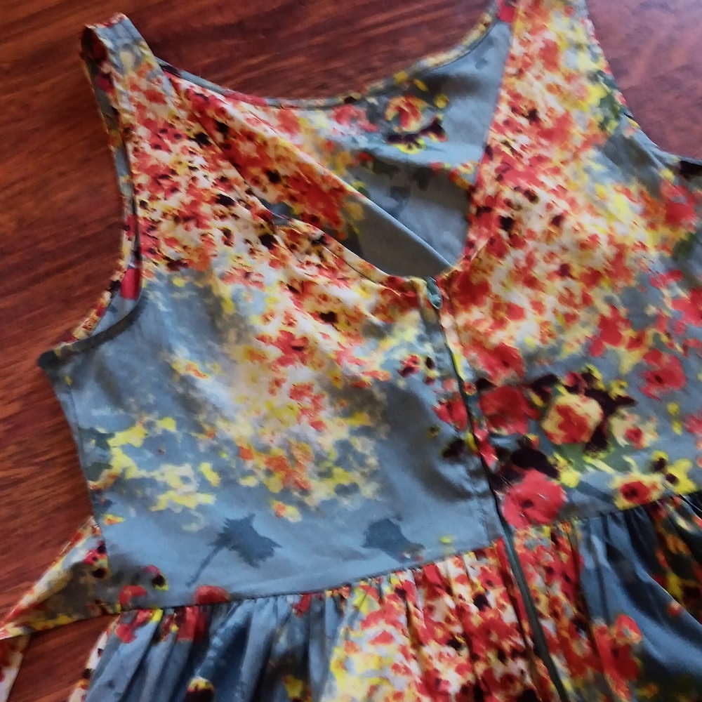 Band‎ of Gypsies dress gorgeous faux silk floral print a-line dress Size M - Picture 4 of 7